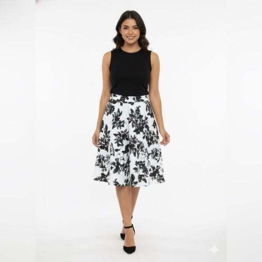 Swing Skirt Small Vintage Faith&Joy Black and White Floral